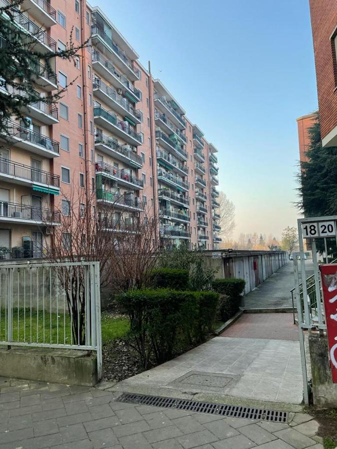 Kibilu - San Donato Vicinanze Irccs Policlinico Διαμέρισμα San Donato Milanese Εξωτερικό φωτογραφία